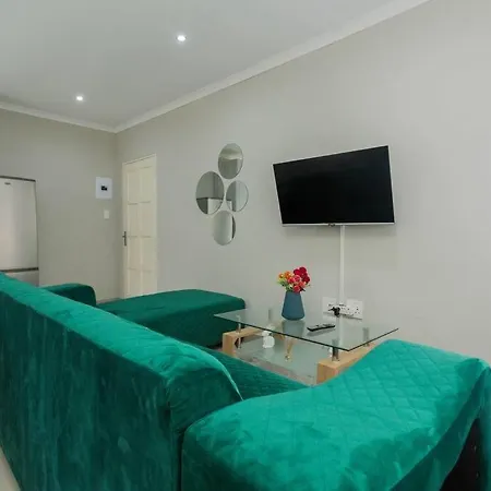 Johanesbg-Little Haven-3Min To N1-20/Mbs Wifi Johannesburg Exterior photo